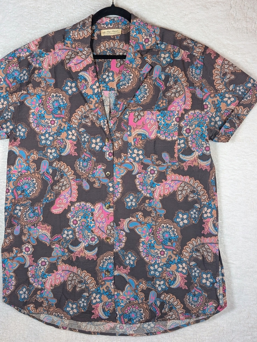 We The Free Short Sleeve Button-Up Shirt in Gray with Pink & Blue Paisley